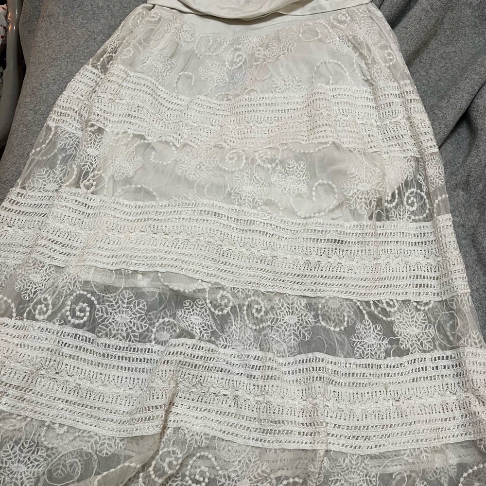 Chic Cream Lace A-Line Skirt
